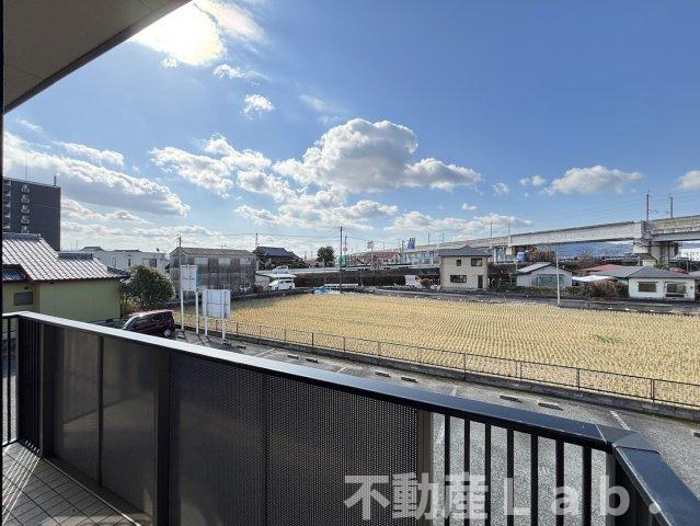 セントレージTMRのバルコニー