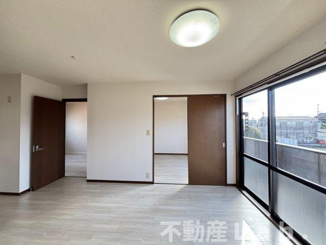 セントレージTMRの居間・リビング