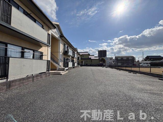 セントレージTMRの駐車場