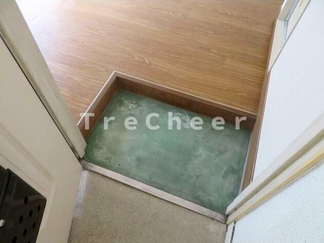 トクスケマンションの玄関