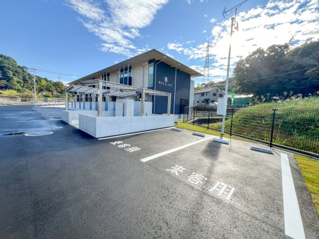 おこう仁ハイツ　A棟の駐車場