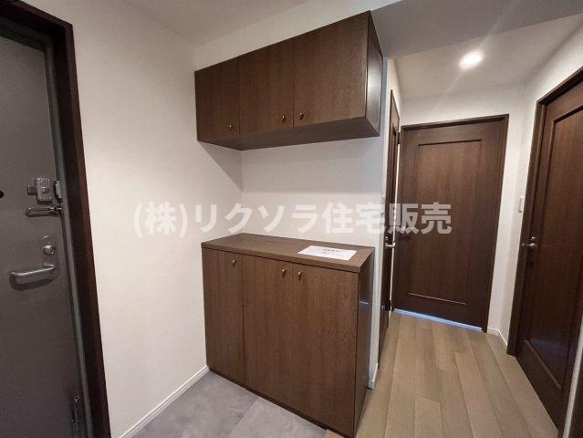 コモンシティ星田ヴェルデヒルズ5番館の収納|シューズボックス
■物件内覧・資金計画相談・住宅ローン相談、リフォーム相談、お問合せ受付中■
※当日・翌日のご内覧、ご相談はお電話でのお問合せがスムーズです！