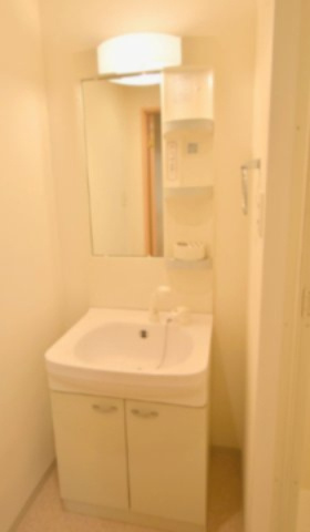 ラ・フィーネ江坂の洗面所