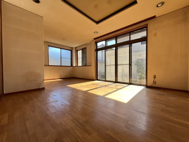 【居間・リビング】 | 比企郡小川町東小川2丁目　中古戸建