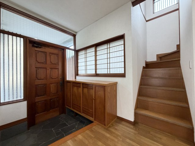 【玄関】 | 比企郡小川町東小川2丁目　中古戸建