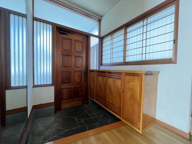 【玄関】 | 比企郡小川町東小川2丁目　中古戸建