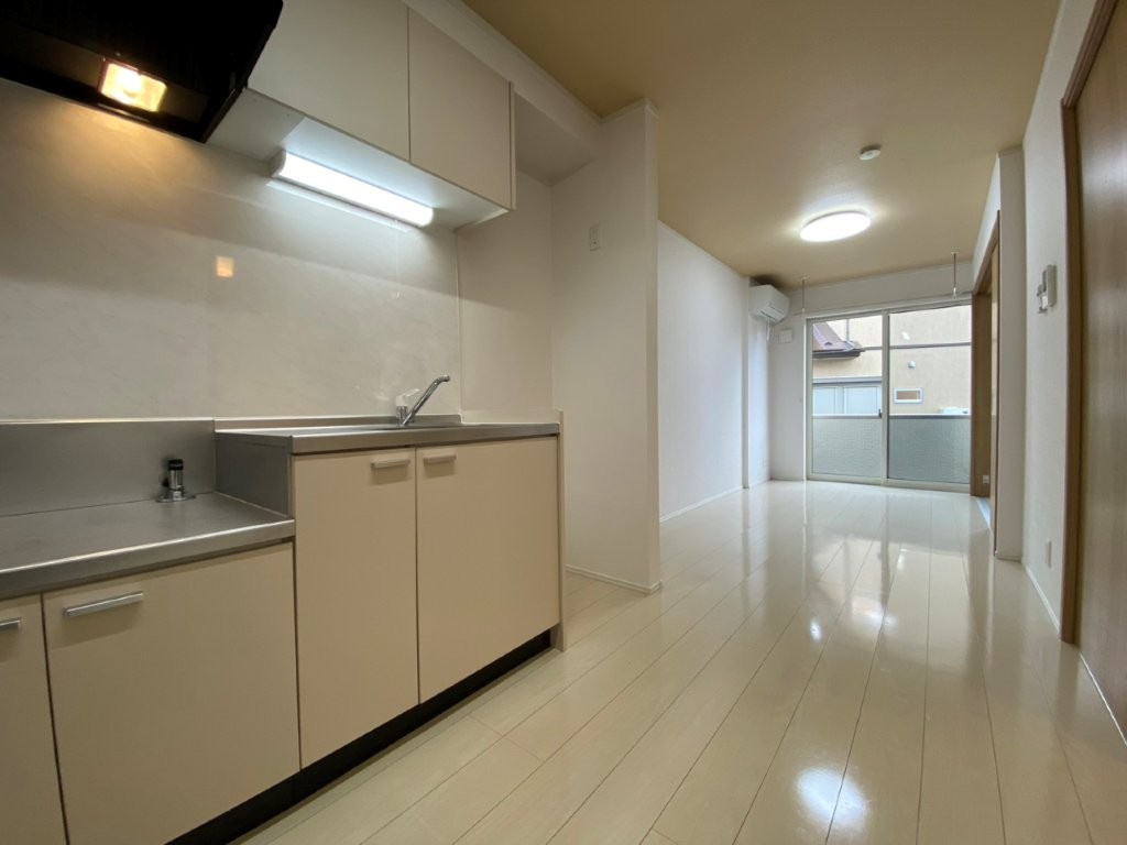 amoris（アモリス）の内装