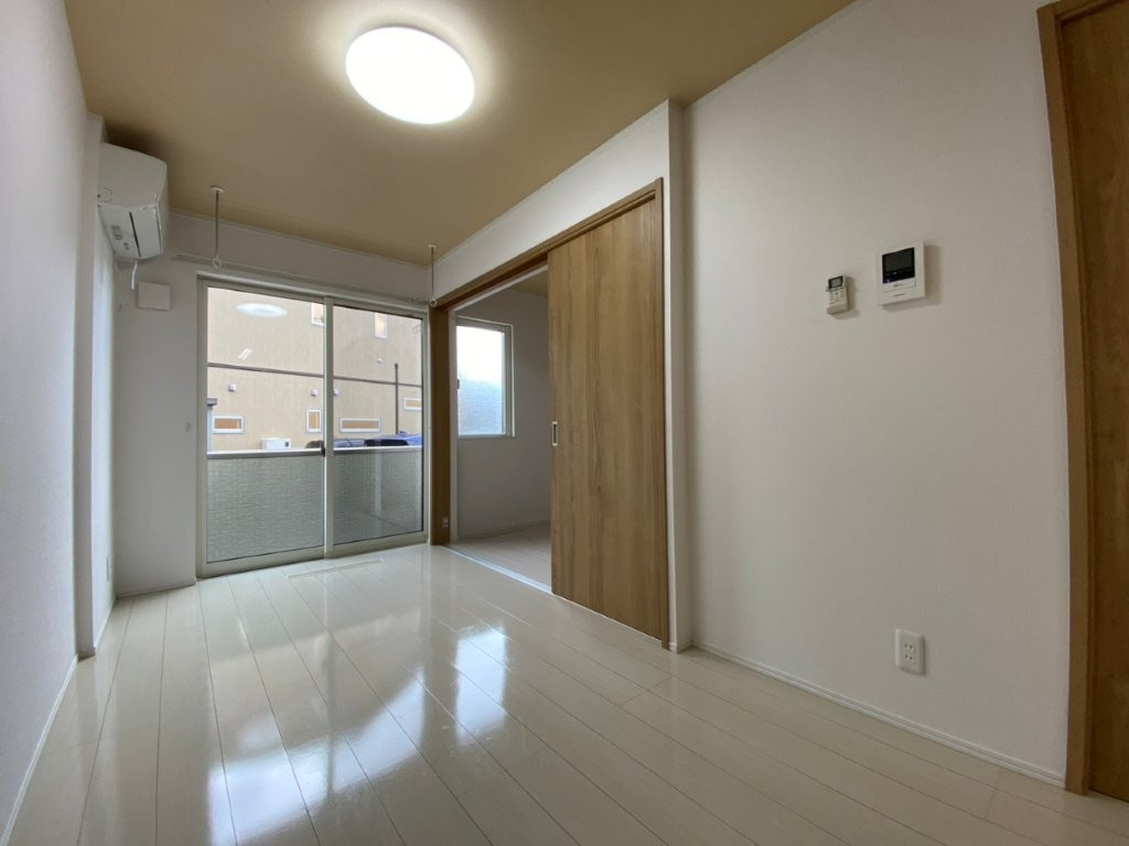 amoris（アモリス）の洋室