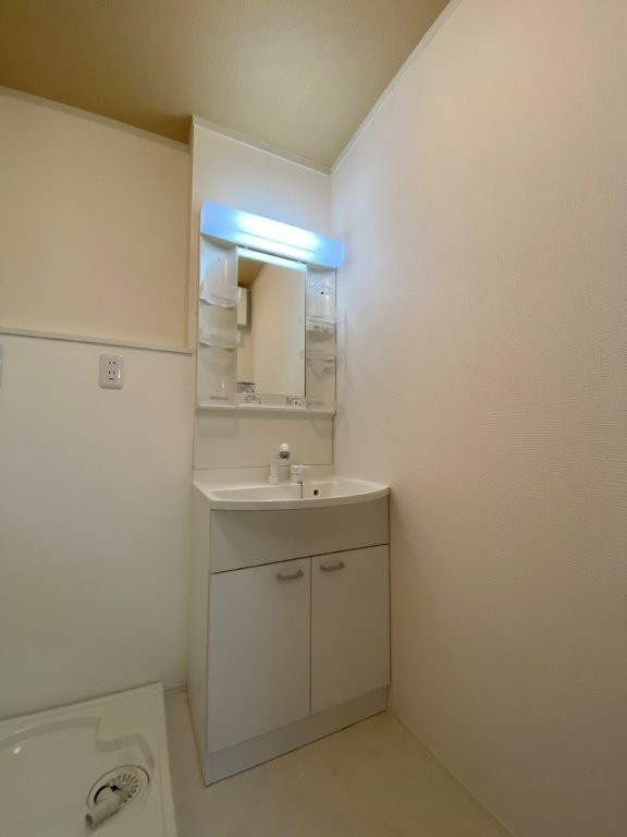 amoris（アモリス）の独立洗面台