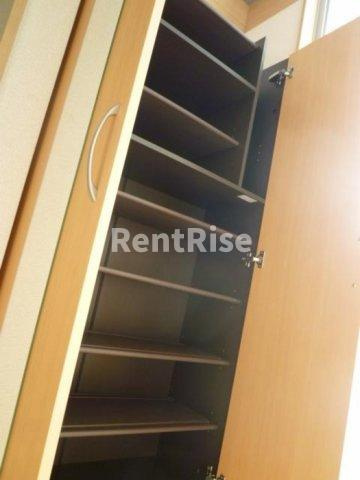 シャルマン・スクエアの庭