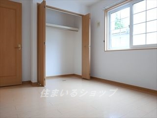 広島市安佐北区可部９丁目のアパートの寝室|クローゼットあり