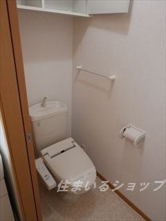 広島市安佐北区可部９丁目のアパートのトイレ|シャワートイレ