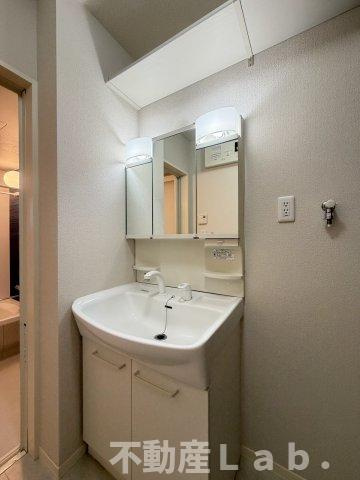 スリーゼ　Ⅰ棟の洗面所|※号室違いのお写真です。