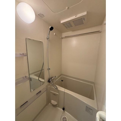 MAXIV CROS 江坂の浴室