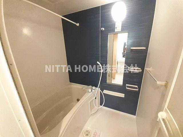 サンシャインⅠの浴室|追い焚きや浴室乾燥機能がついている浴室です☆彡