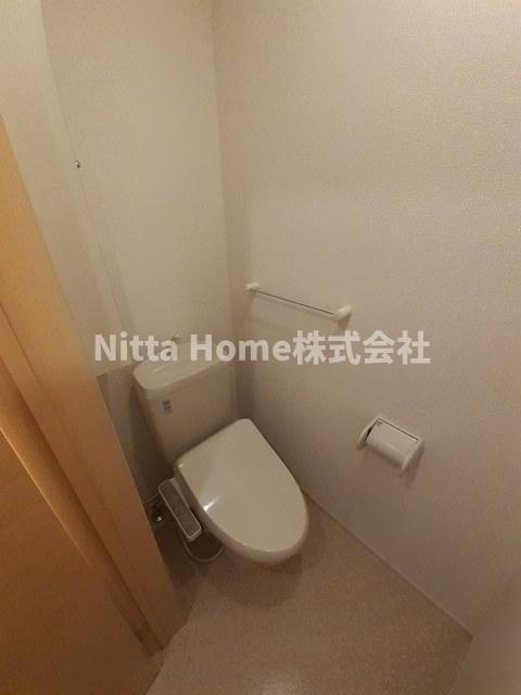 サンシャインⅠのトイレ|温水洗浄便座付きのトイレです★