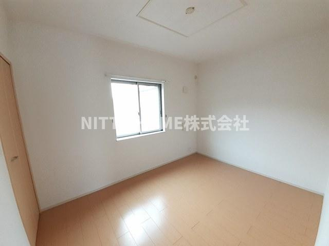 サンシャインⅠの内装|６帖の洋室が２部屋あります◎