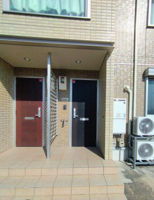 【エントランス】 | D-room内原 A棟