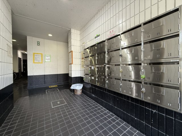 ルーモ矢田Ⅱのエントランス