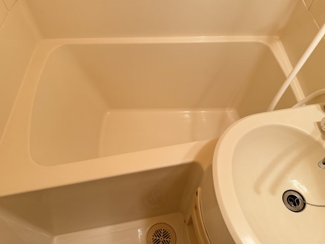 ルーモ矢田Ⅱの浴室