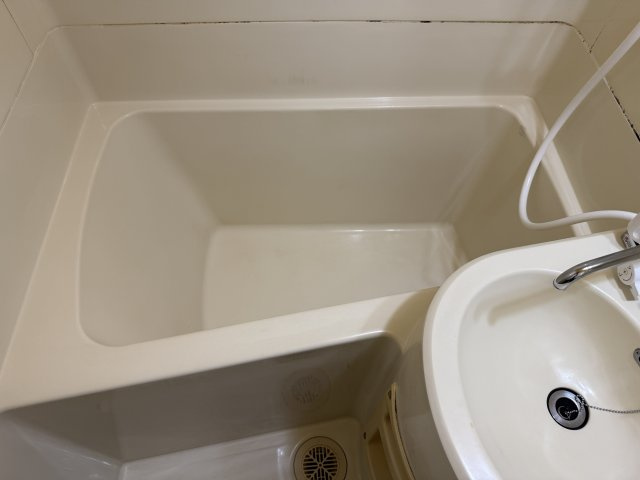 ルーモ矢田Ⅲの浴室