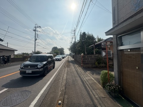 乙女貸倉庫の駐車場