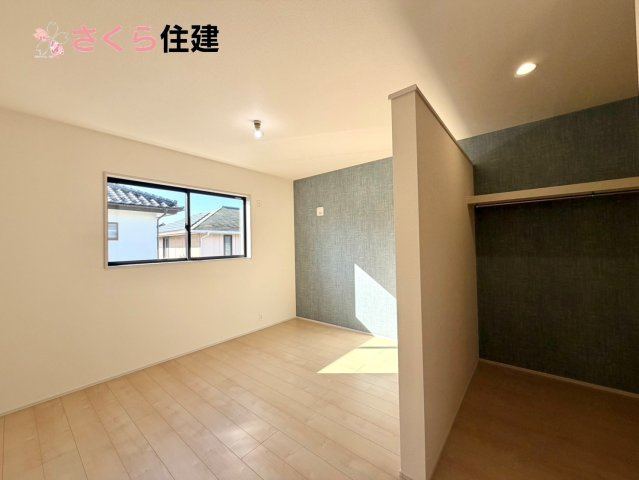 第2下野緑の洋室|広々とした洋室です♪お子様の成長に伴って増えていく荷物にも対応できます！
