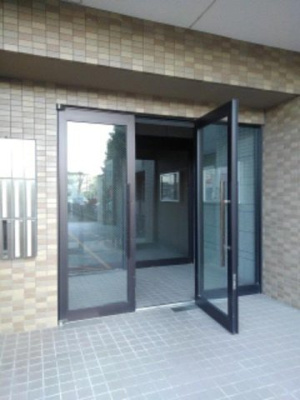 【エントランス】 | ポリッシュ