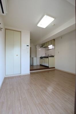 【洋室】 | パウゼ河内長野駅前 | イ