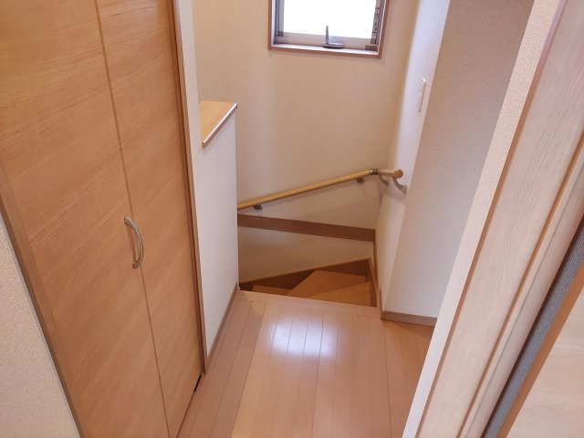 宝塚市山本丸橋3丁目一戸建のその他|2階ホール