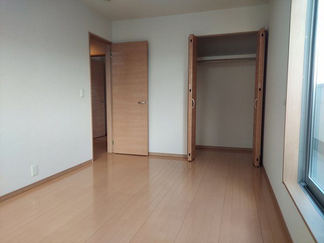 宝塚市山本丸橋3丁目一戸建の洋室|2階洋室約7.5帖