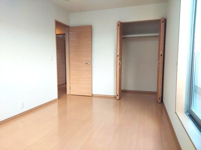 宝塚市山本丸橋3丁目一戸建の洋室|2階洋室約7.5帖