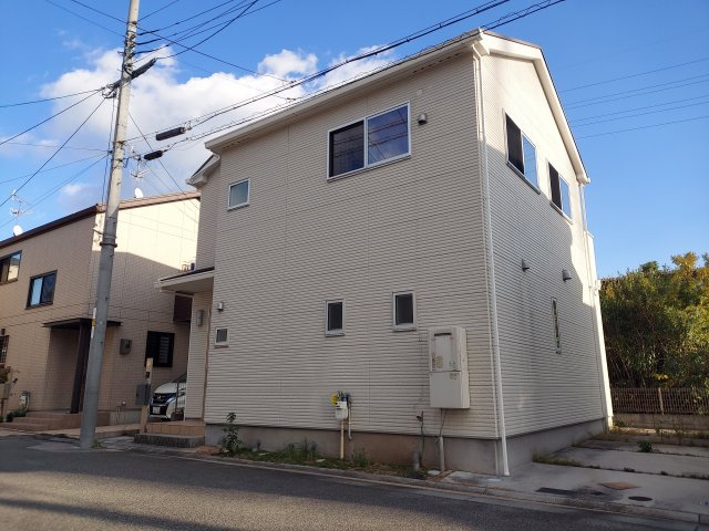 宝塚市山本丸橋3丁目一戸建の外観