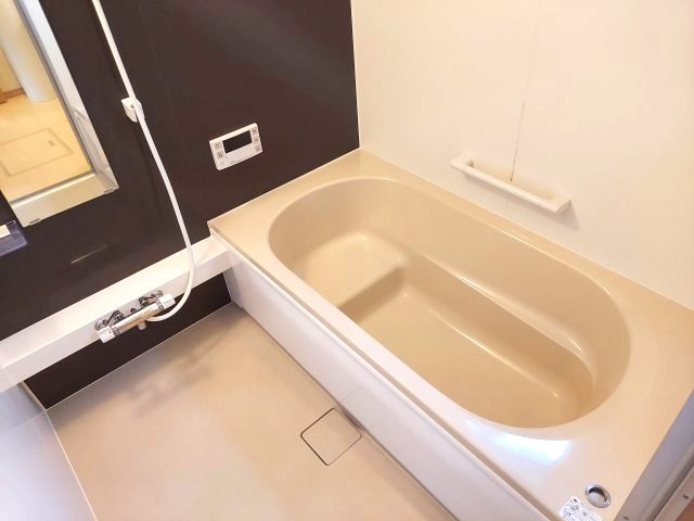 宝塚市山本丸橋3丁目一戸建の浴室|浴室乾燥機付き