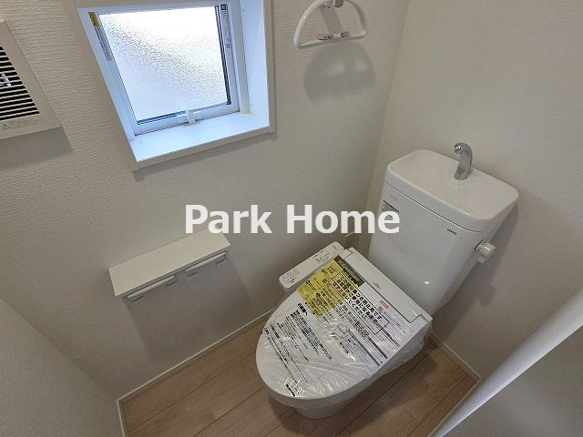 高知市百石町3丁目 第１-1号棟 新築戸建ての前面道路含む現地写真|2025.12月：建築中