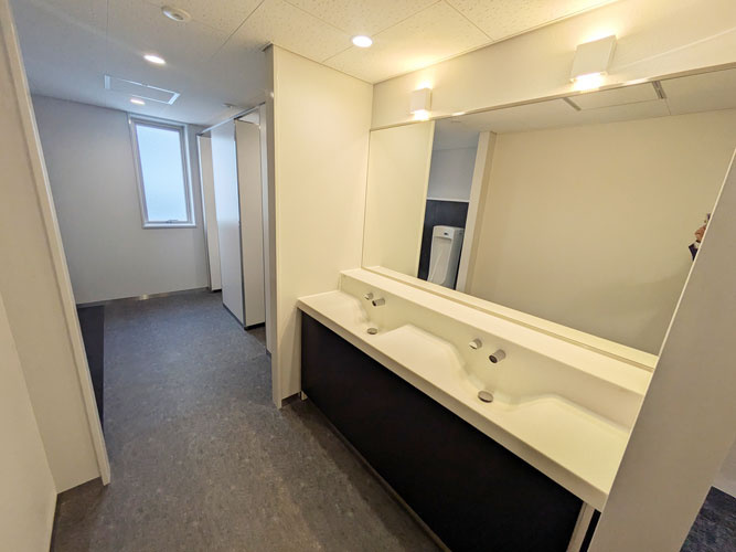 栄中央ビル（旧日石栄ビル）