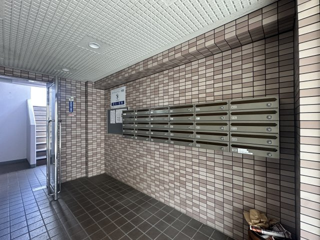 パークメゾン一刻館のエントランス