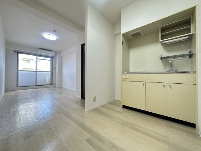 パークメゾン一刻館の洋室