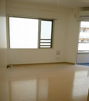 ラ・コンフォルテ府中の居間・リビング