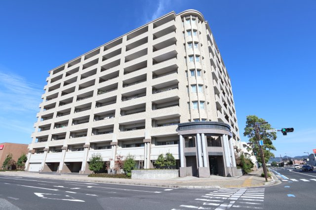 アルファステイツ宍道湖Ⅱの外観|【アルファステイツ宍道湖Ⅱ】7階・角部屋・2SLDK・3面バルコニー！
宍道湖を望めるお部屋です！