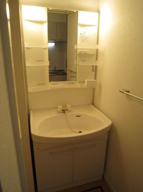 クレール弥生の独立洗面台