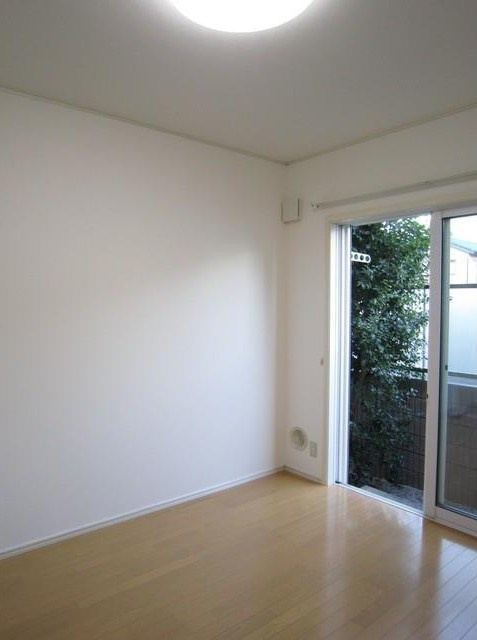 クレール弥生の居間・リビング