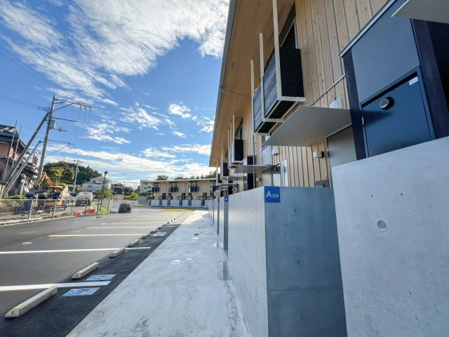 おこう仁ハイツ　B棟のエントランス