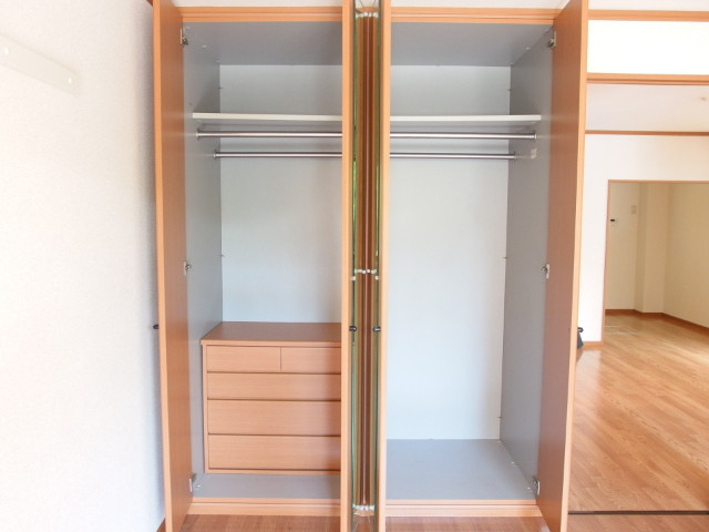 ルミナスハイツＮの収納