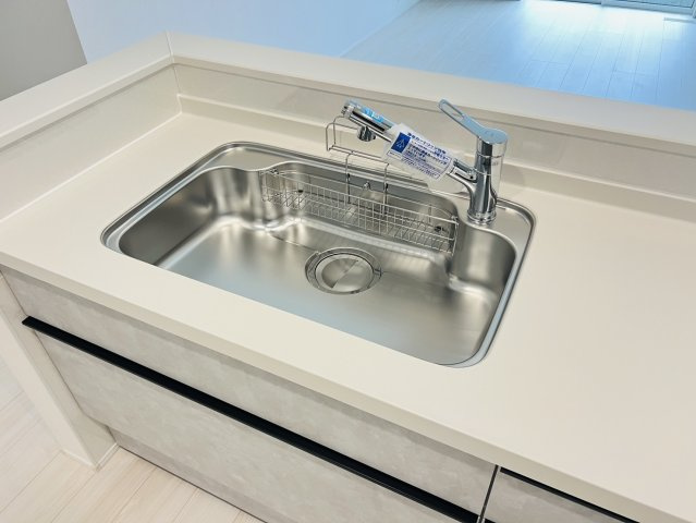 知多郡阿久比町植大西山ノ手50番1『仲介手数料無料』新築戸建てのキッチン