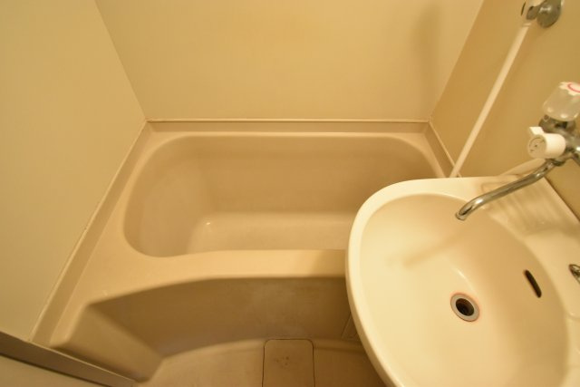 メゾン・ド・トレイユの浴室