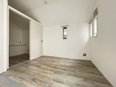 【洋室】 | あぱーとめんとカレス