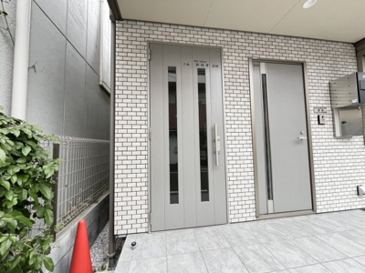 【エントランス】 | あぱーとめんとカレス