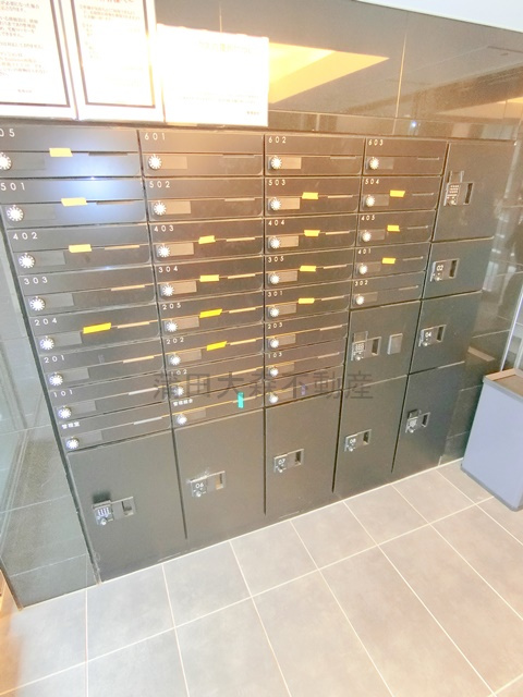 SHOKEN　Residence西馬込のその他共用部分|宅配BOX　メールBOX