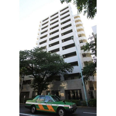 【外観】 | カスタリア中野 | 鉄筋コンクリート造1がっちりとした建物。